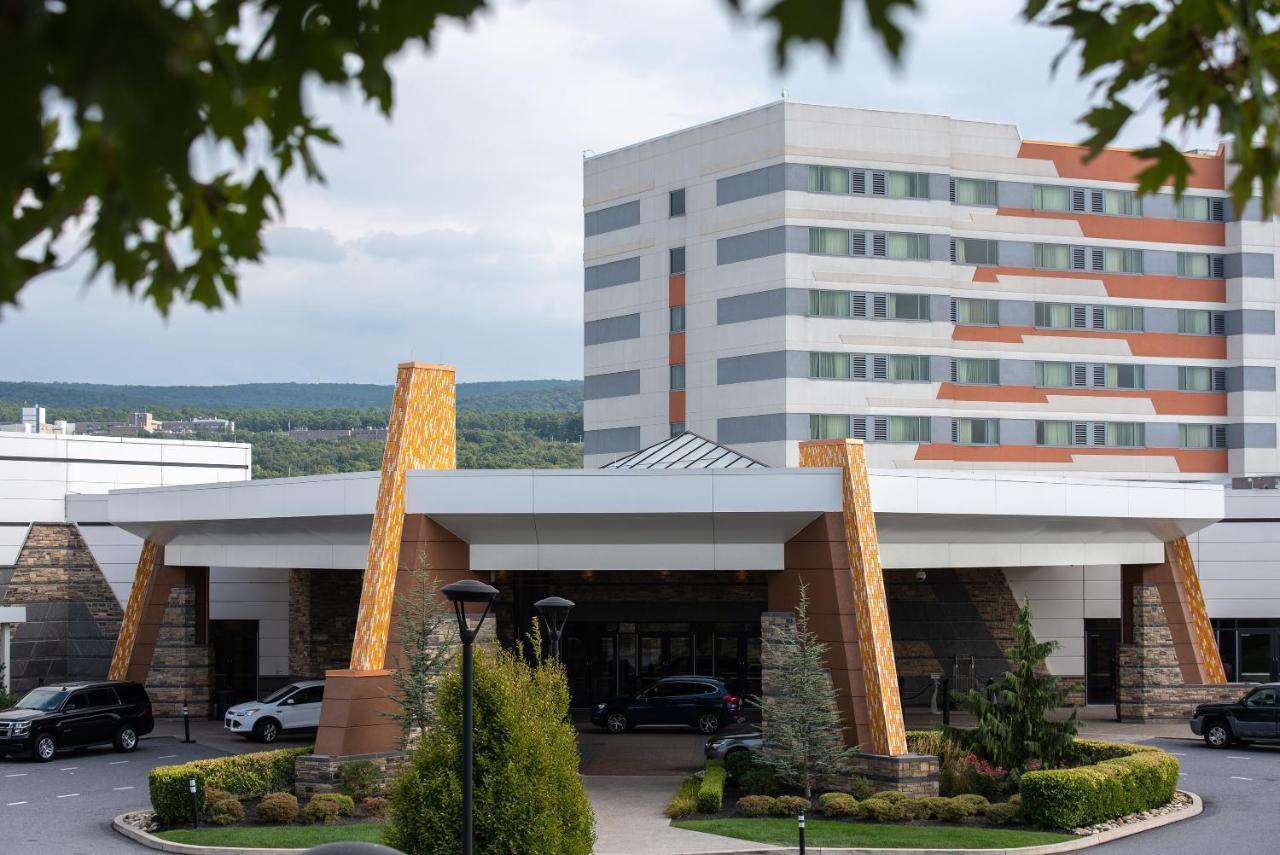 Mohegan Pennsylvania - Adults Only